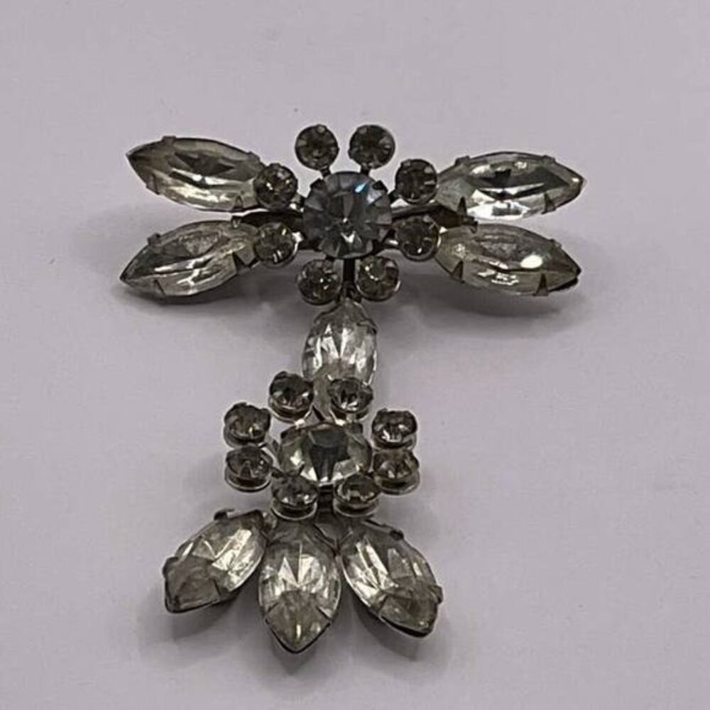 Vintage Rhinestone Brooch Pin With Silver-Tone Metal Elegant Floral Design